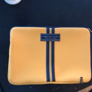 Tommy Hilfiger IPad Sleeve - Excellent Condition.